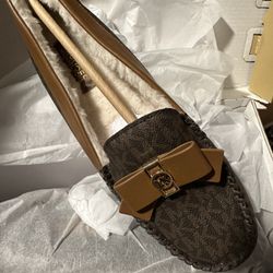 Michael Kors Moccasins Loafers Size 9