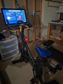 Peloton Bike