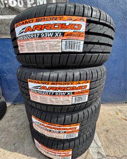 205/50-17 Vendo set de Tires nuevas con 50.000 millas de garantía