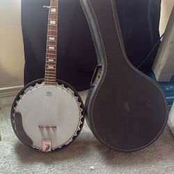 5 String Banjo W Carrying Case