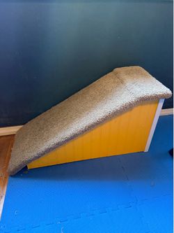 Dog step up ramp
