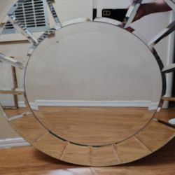 30" Round Wall Mirror