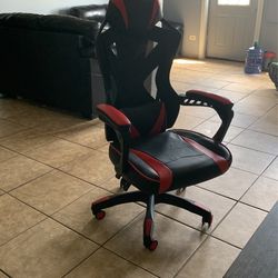 RESPAWN by OFM 210 Racing Style Gaming Chair,