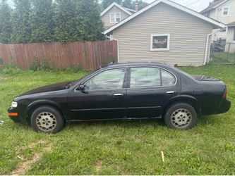 1996 Nissan Maxima