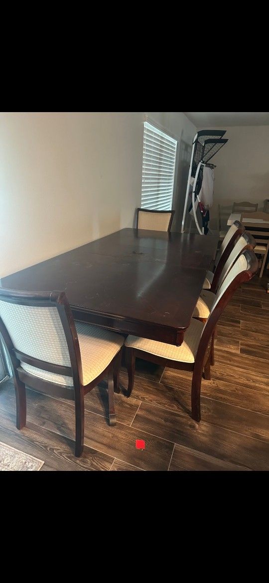 Table With 5 Chairs. FREE