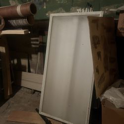 White cover light cover