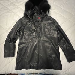 WOMANS 100% GENUINE LAMB, BLACK FOX TRIM