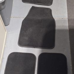 (BB - 50)  4 PIECE AUTO FLOOR MAT BLACK 