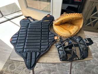 Vintage Catcher’s Gear Set – Rawlings Mitt, Topac Chest Protector & MacGregor Mask