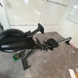 BodyCraft VR400 Rowing Machine – Pro-Grade – Excellent Condition