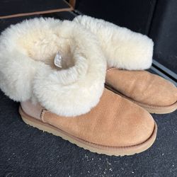 UGG Boots (Women’s Size 6)