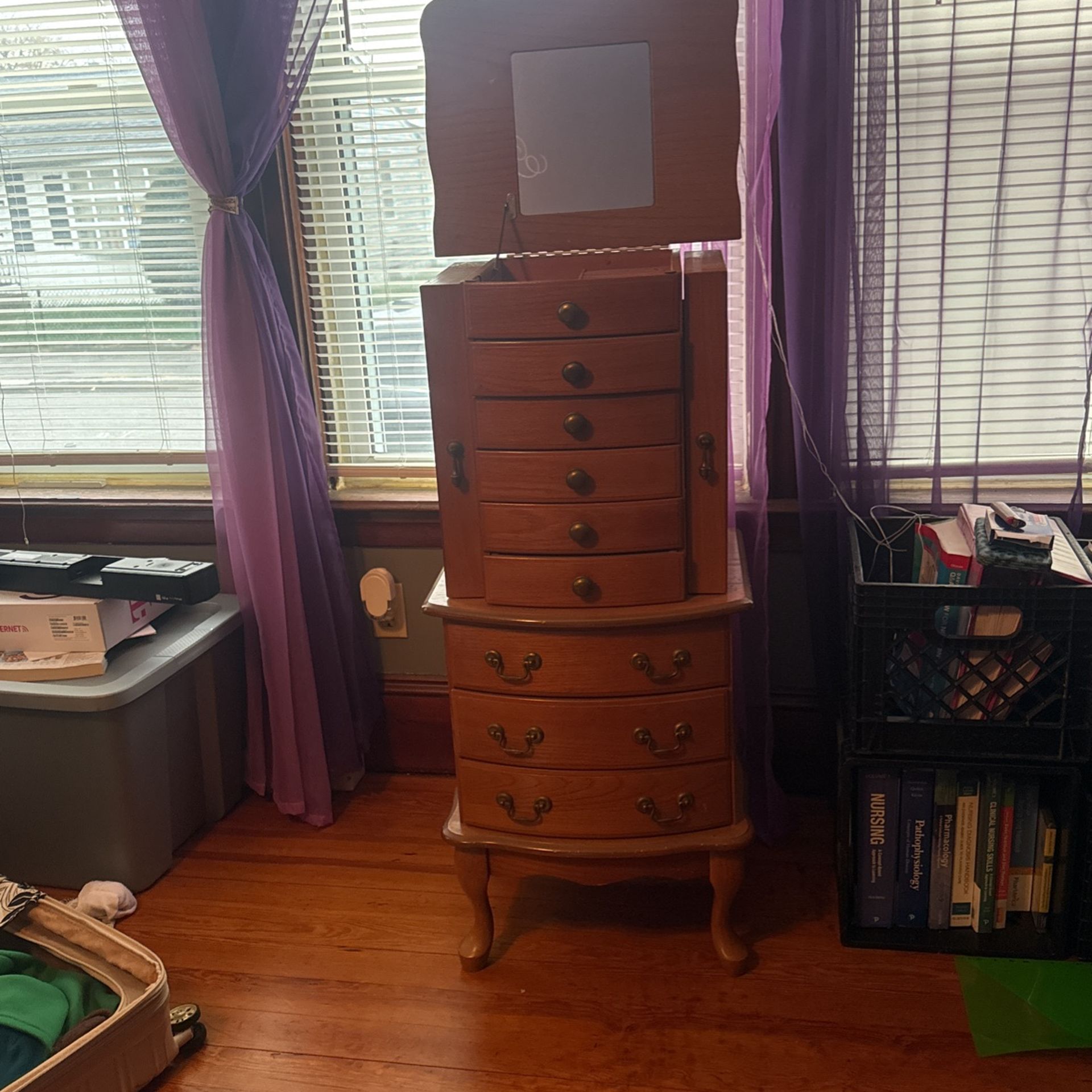 Jewelry Chest 