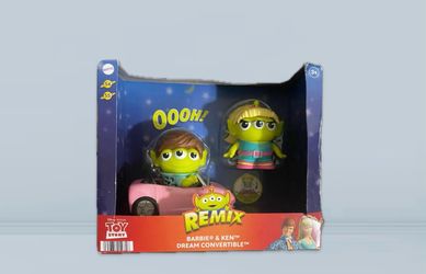 Toy Story Remix - Barbie & Ken Dream Convertible