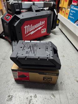 Milwaukee MX Fuel XC406 Battery does not hold charge