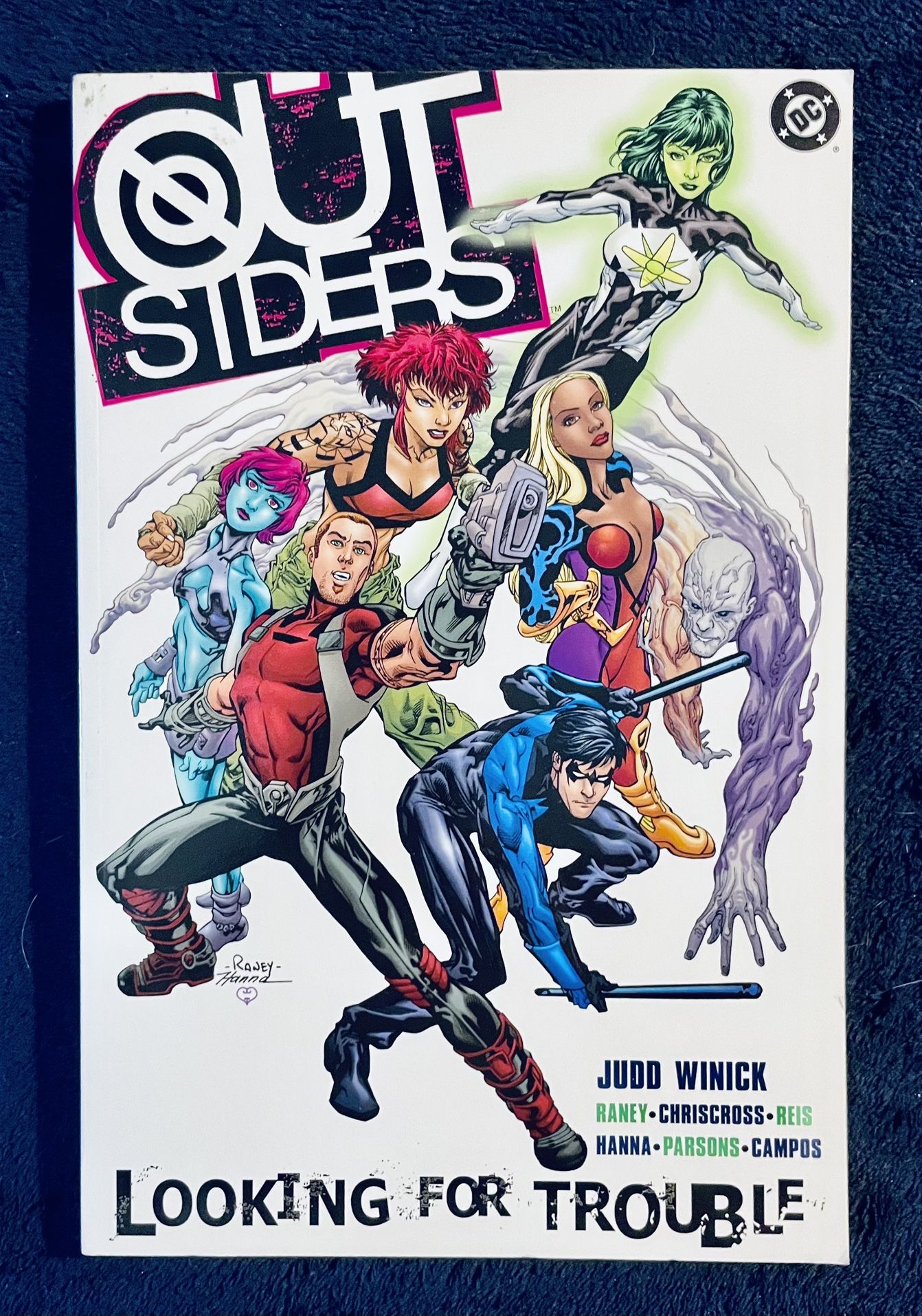 DC Comics Outsiders 1: Looking for Trouble TP / NM (2004)
