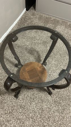 Coffee table and side table