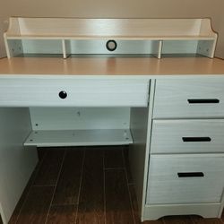 White Catrimown Computer Desk with Drawers 