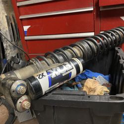 Yxz1000 Fox X2 Shock