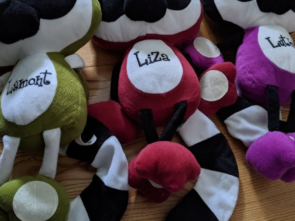 3 Velcro Lemurs