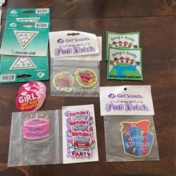 Girl Scouts brownie Patches And A Cute Purse.  ALL NEW
