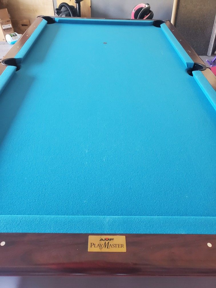 8ft Pool Table 