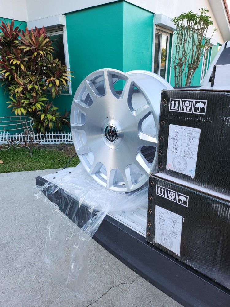 22 NEW with Floating Caps