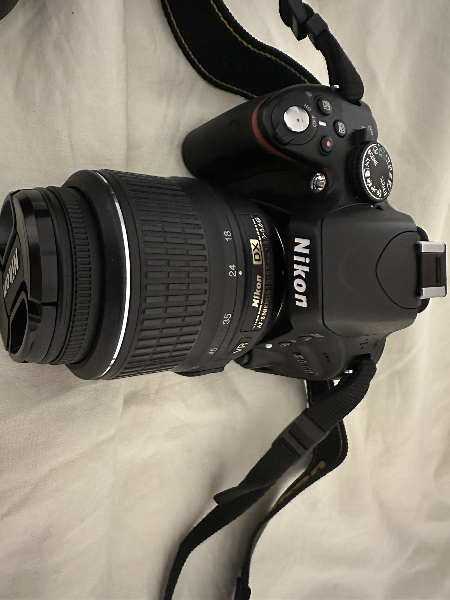 Nikon D5100 Camera