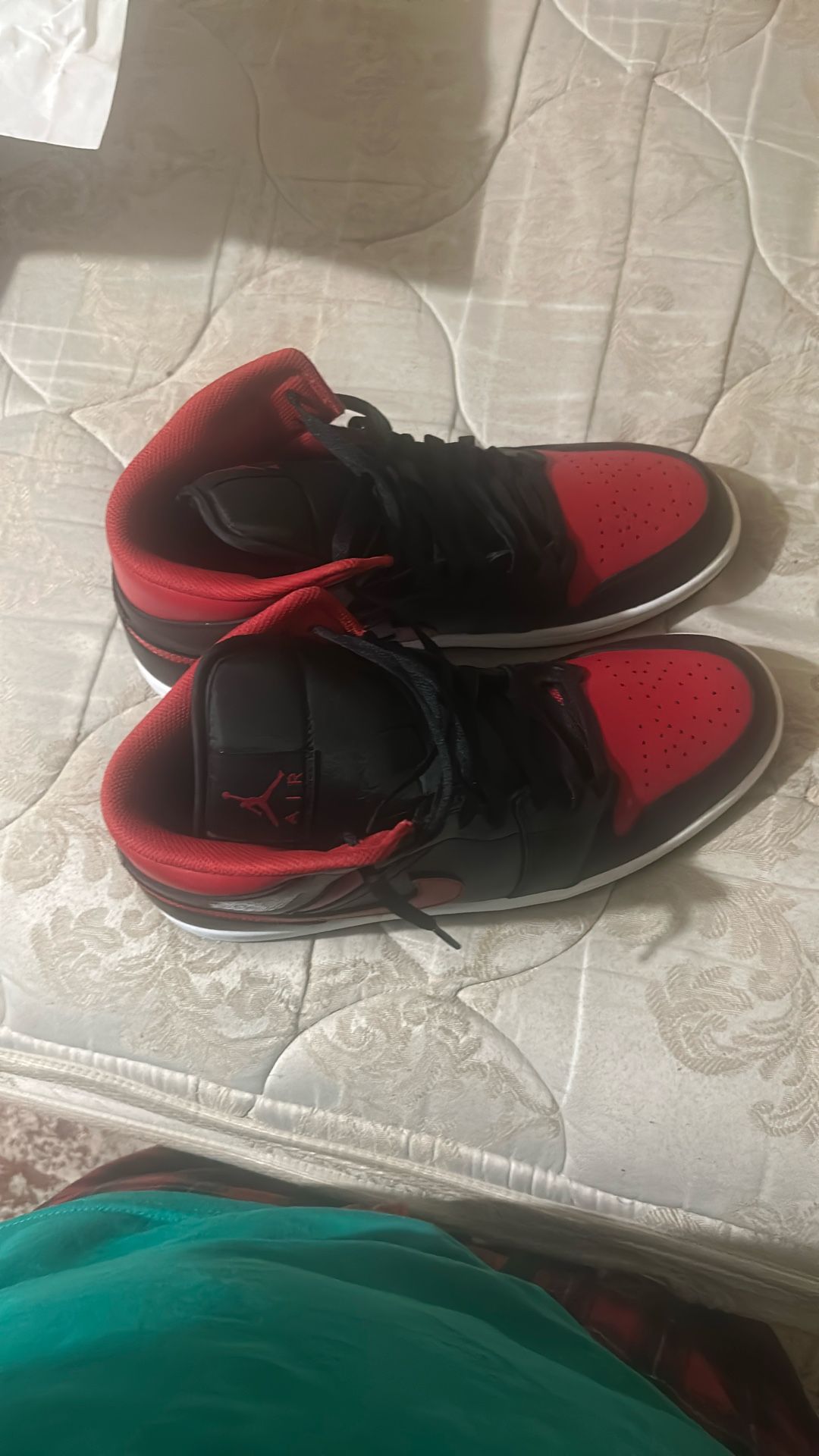 Air Jordan 1 Mid Size 13