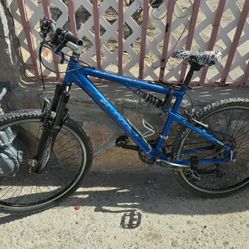 Jamis Dakar R-Seven Mountain Bike