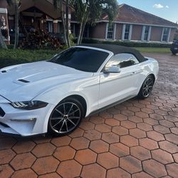 2018 Ford Mustang