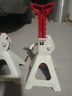 Jack stand