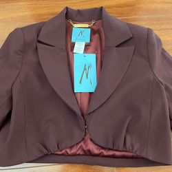 Women Crop top Jacket Vest Size 4 NWT