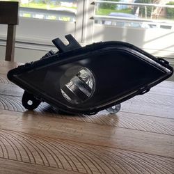 Right side fog light, Truck( Passenger Side )