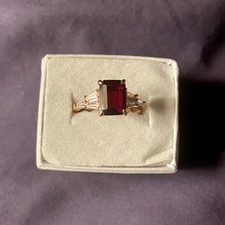 Beautiful Ring- WOMENS *REDUCED**