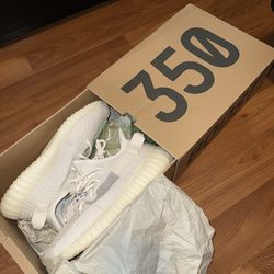 Adidas Yeezy Boost 350 V2