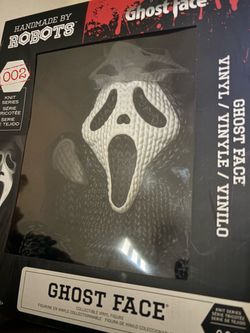 Ghostface mega size vinyl figure