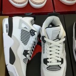 Jordan 4