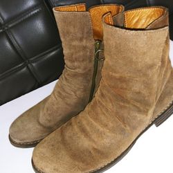 Mens Brown Suede Boot 10 .5 Great Shape