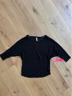 Xhilaration Black Batwing Top size S