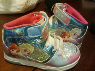 shoes.Girls frozen size11