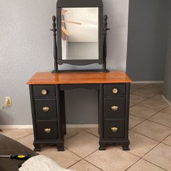 Solid Wood Makeup Vanity 