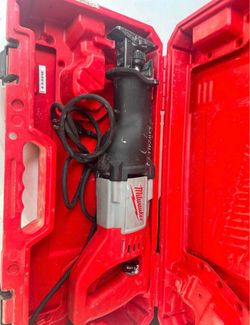 Milwaukee 12 Amp SAWZALL Reciprocating Saw with Case