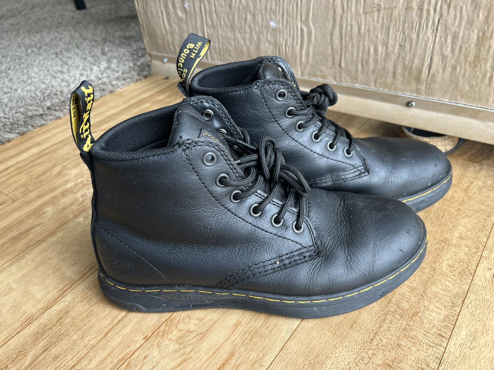 Non Slip Dr Martens Mens 7