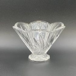 Waterford Marquis Crystal Scalloped Pedestal Dish