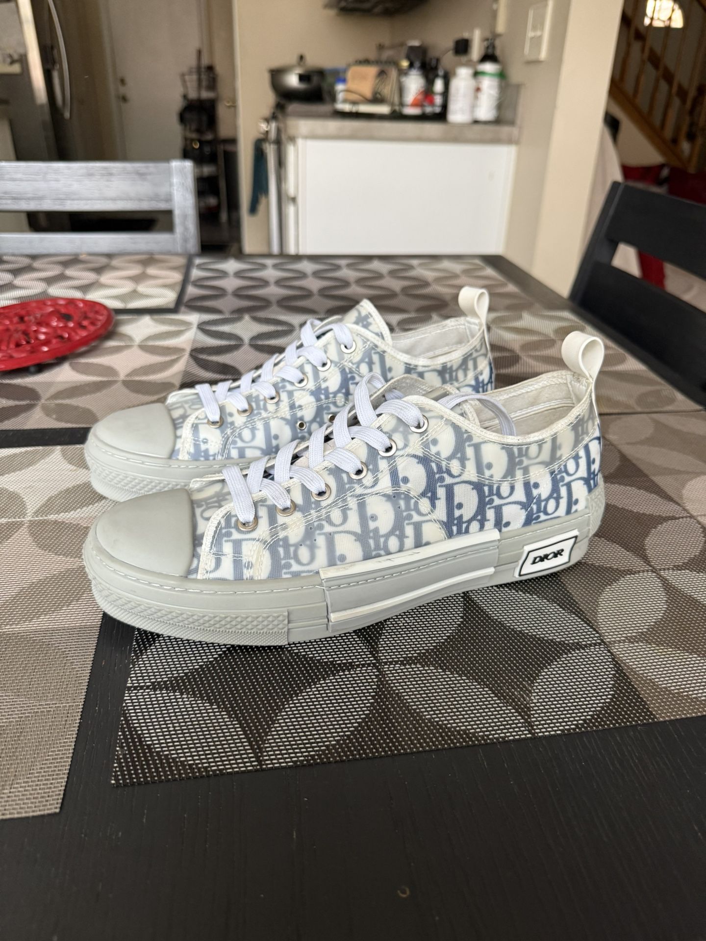 Dior b23 Sneakers European 42 (Men’s US Size 9)