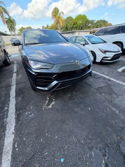 Urus bumper