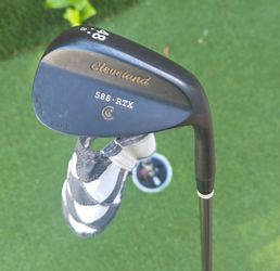 Cleveland 588 RTX Black 48 Degree Wedge