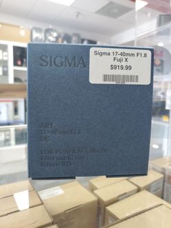 Sigma 17-40mm F1.8 Lens for Fuji X