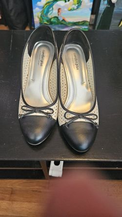Ladies Pumps Comfort Plus Black And White Size 9