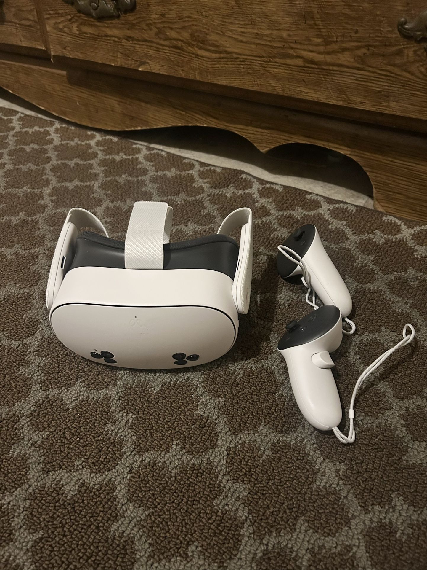 Meta Quest 3S Headset + Controllers